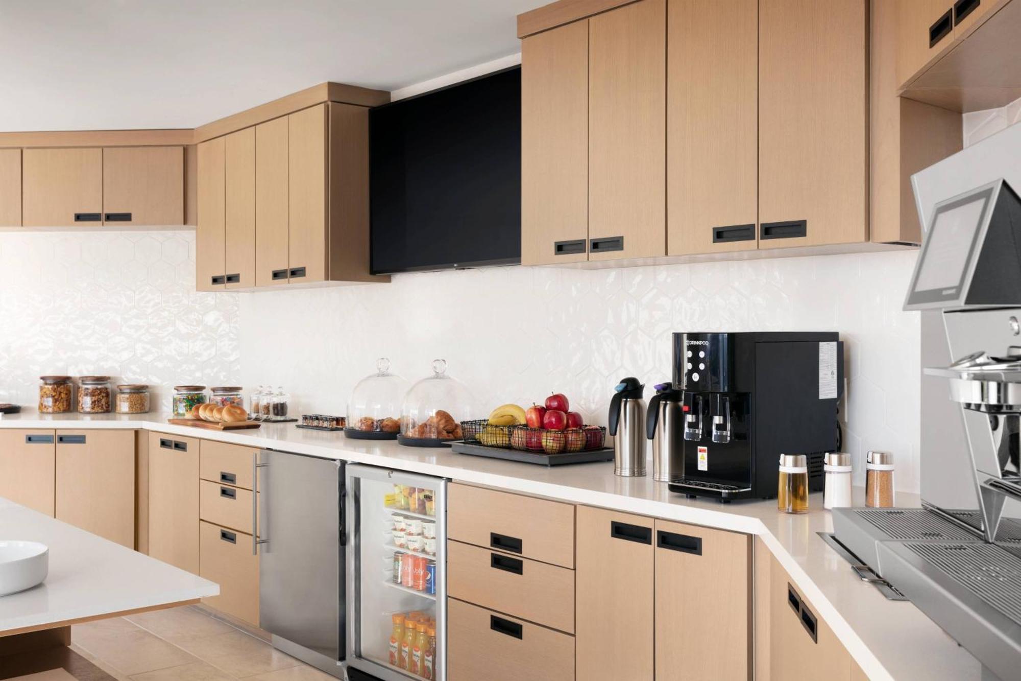 Delta Hotels By Marriott Virginia Beach Waterfront Εξωτερικό φωτογραφία